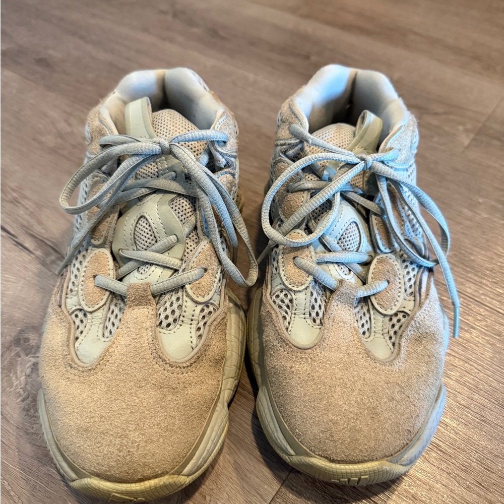 Adidas yeezy 500 women us6.5